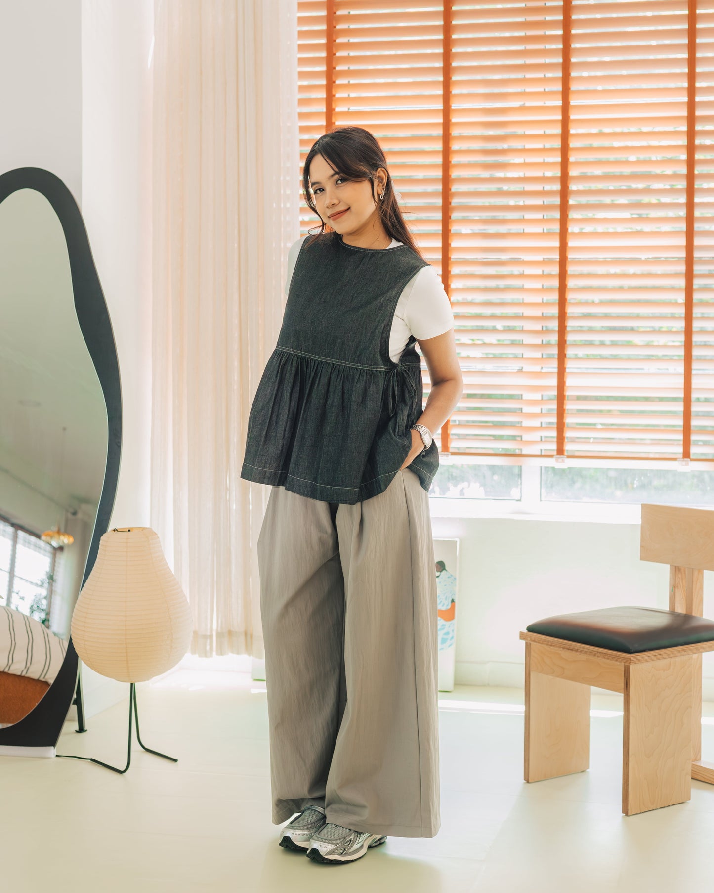 SUL SUL IRREGULAR BUTTON WIDE PANTS GREY