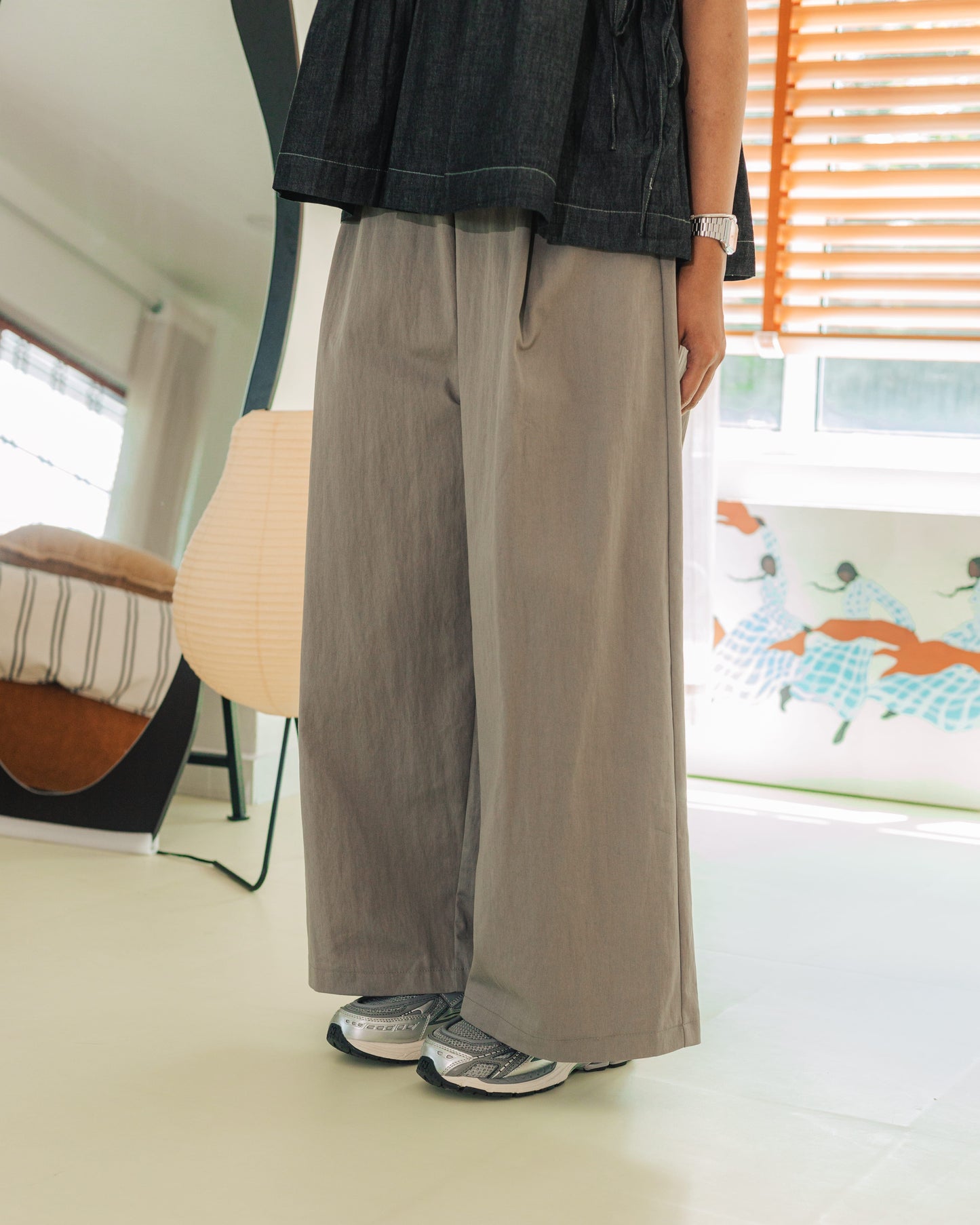 SUL SUL IRREGULAR BUTTON WIDE PANTS GREY