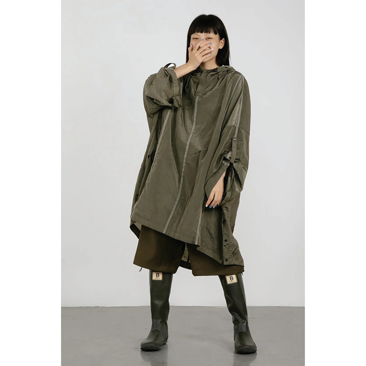 WATER REPELLENT LIGHTWEIGHT A-LINE CAPE WINDBREAKER