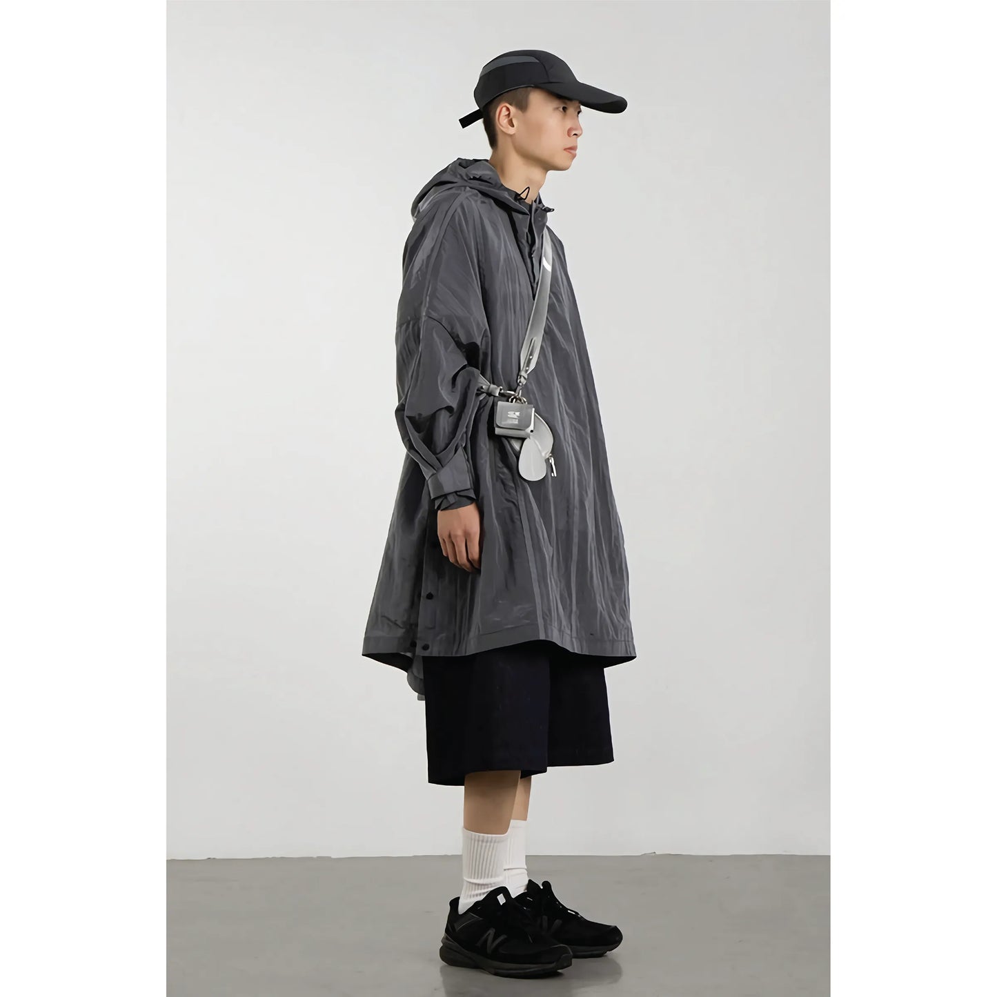 WATER REPELLENT LIGHTWEIGHT A-LINE CAPE WINDBREAKER