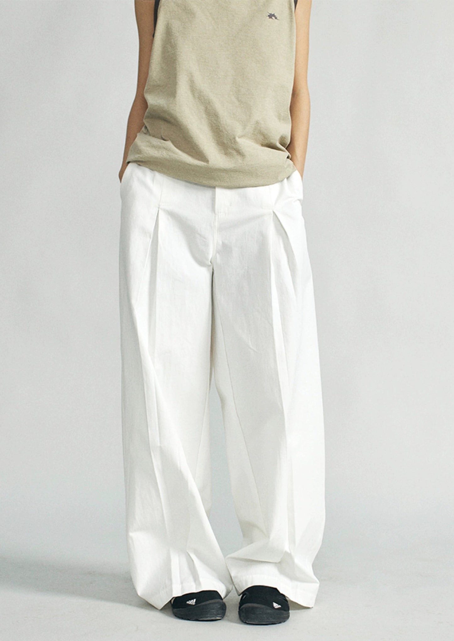 RETRO PLEATED PATTERN LOOSE FIT PANTS