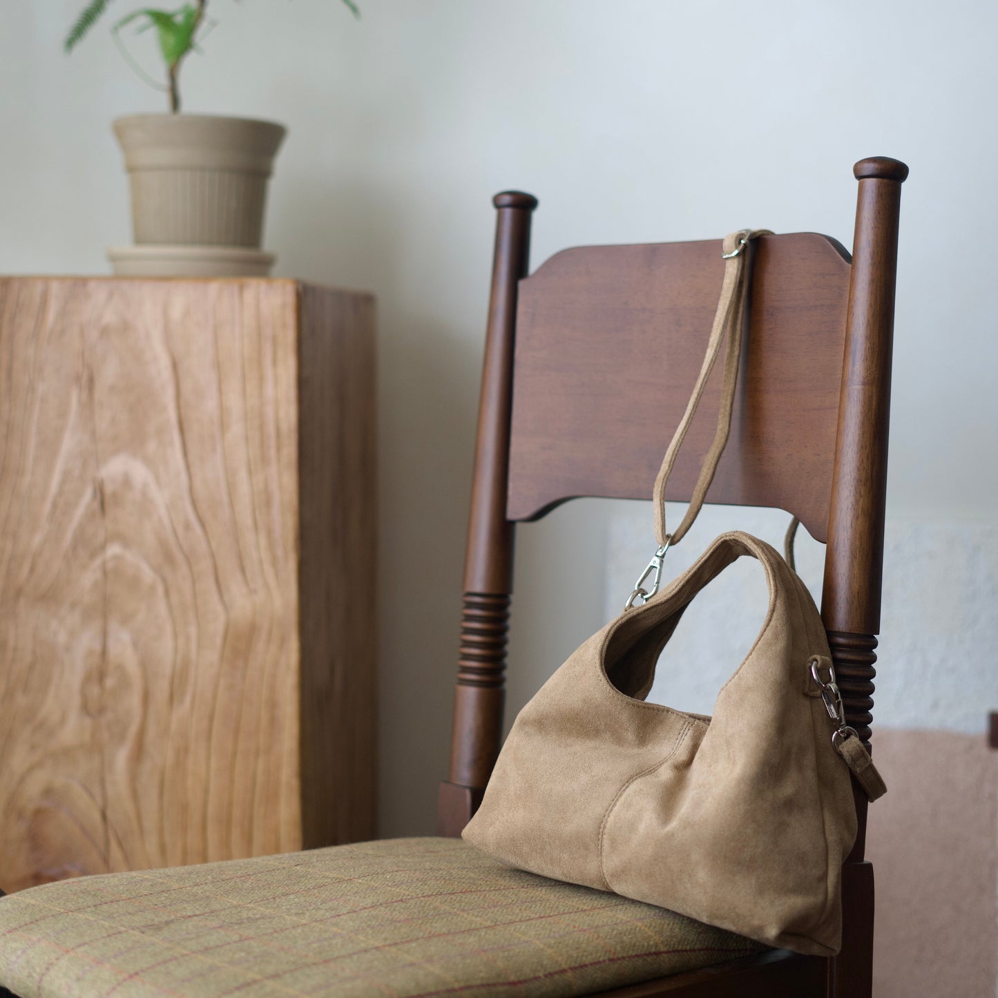 Sul Sul On-The-Go (OTG) Mini Suede Maple Latte