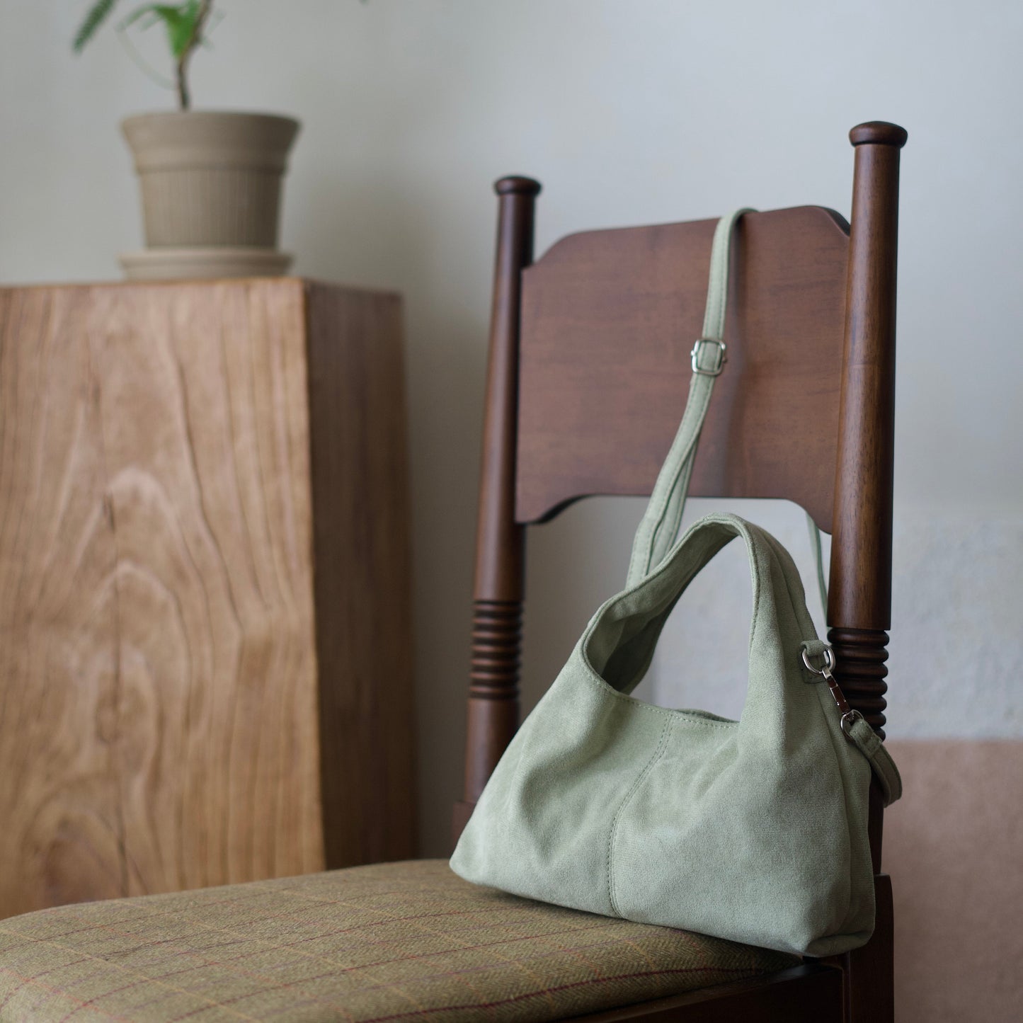 Sul Sul On-The-Go (OTG) Mini Suede Matcha Mist