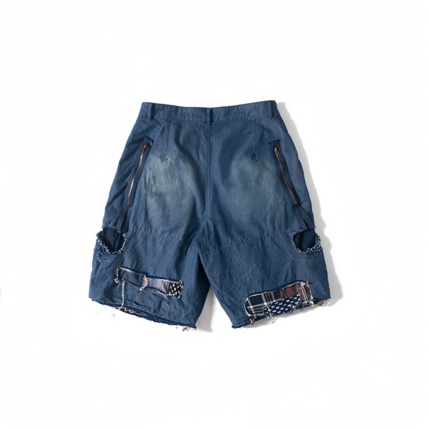 GROWING IN GRAVEL RAGGED DENIM SHORTS